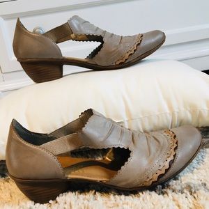 Rieker Miriam Heeled Mary Jane Size 40/9